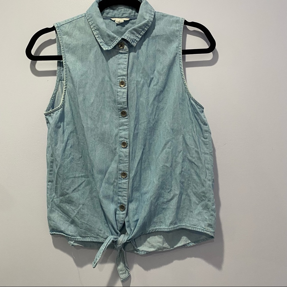 Aéropostale Blue Button up Tank with Tie